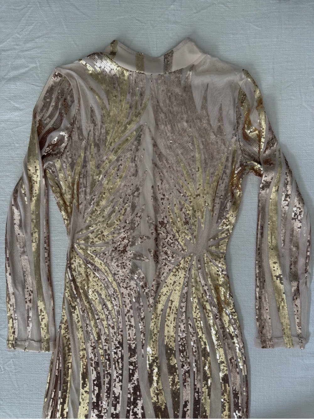 Long Sleeve Sequin Bodycon Dress in Champagne Gold